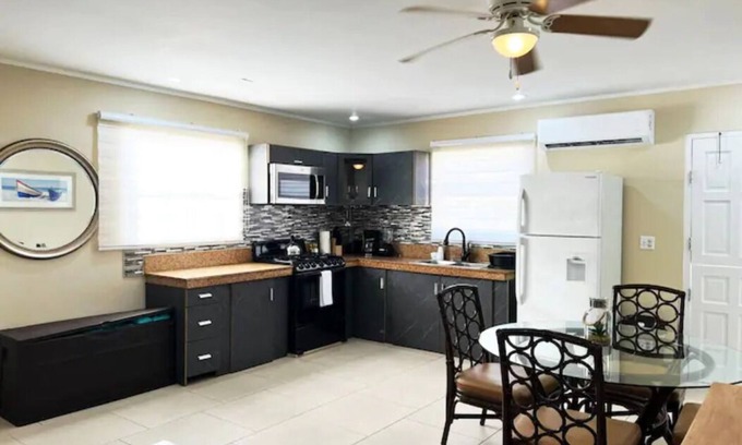 Sabana Liber House | Villa Near Best Beaches! Enjoy private pool & outdoor living area. Pet Friendly!