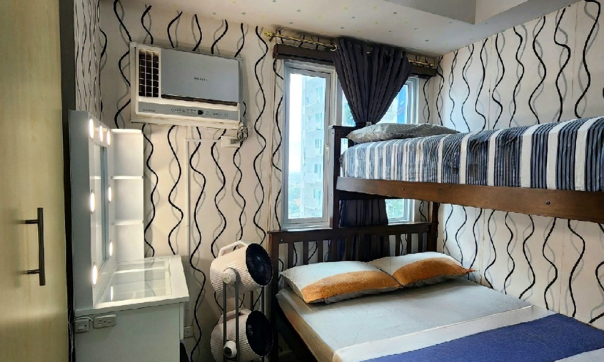 Santo Cristo Apartment | High-Tech Studio at Grass Residences -2 persons only, Quezon City