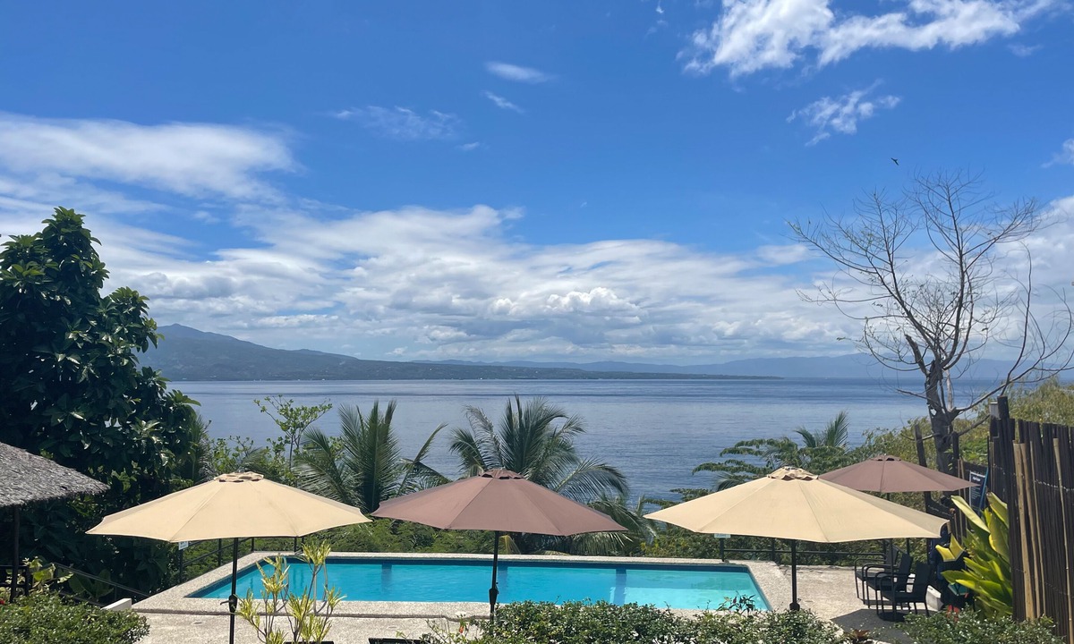 Santander Resort | Masayahin Dive Center and Cabanavillas