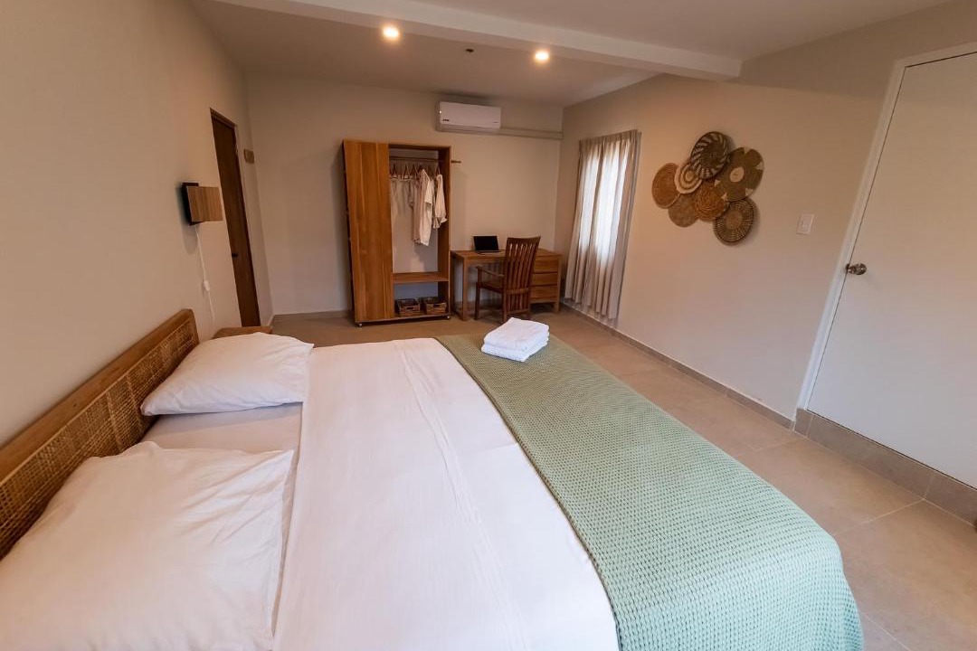 Pos Chiquito House | Nos Casita - 5 min walk to the beach