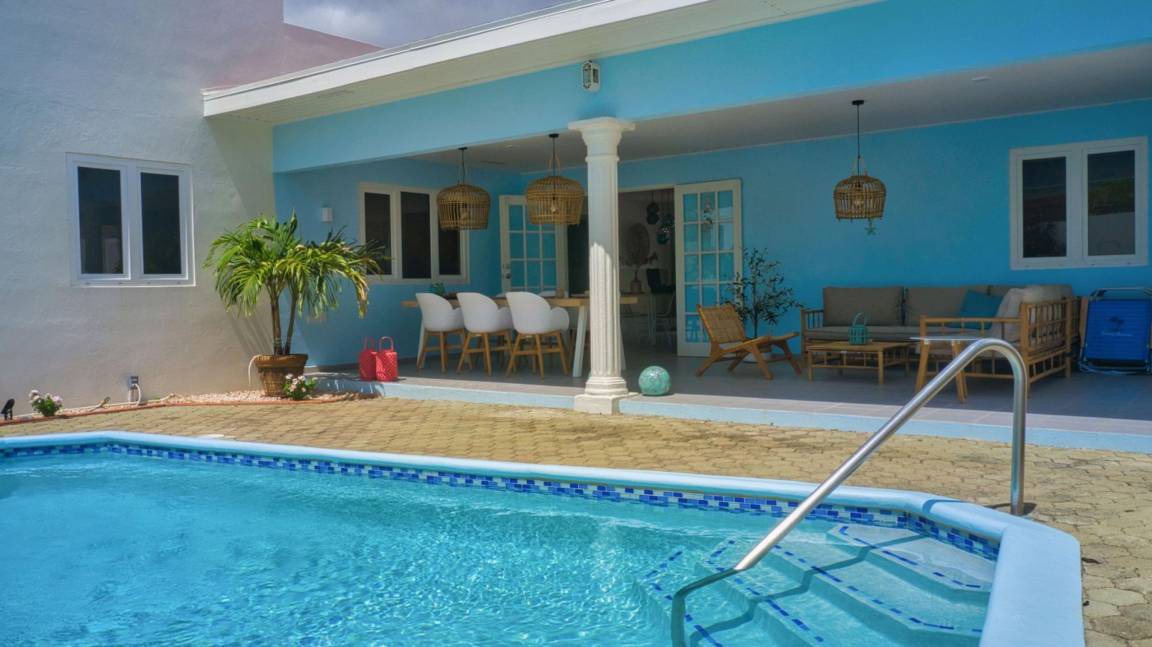 Photo of Others in Oranjestad