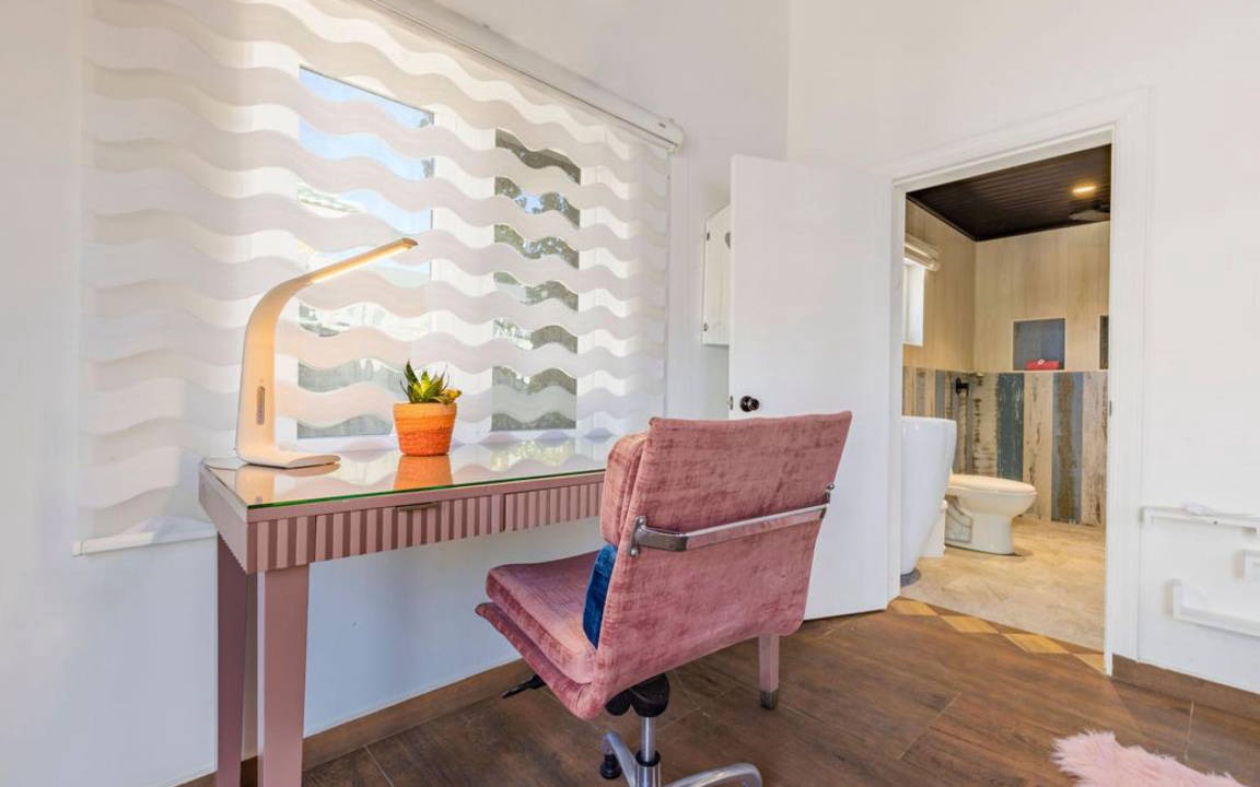 Photo of Livingroom in Moko