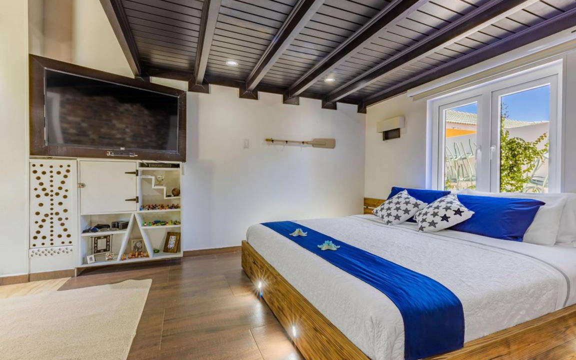 Photo of Bedroom in Moko