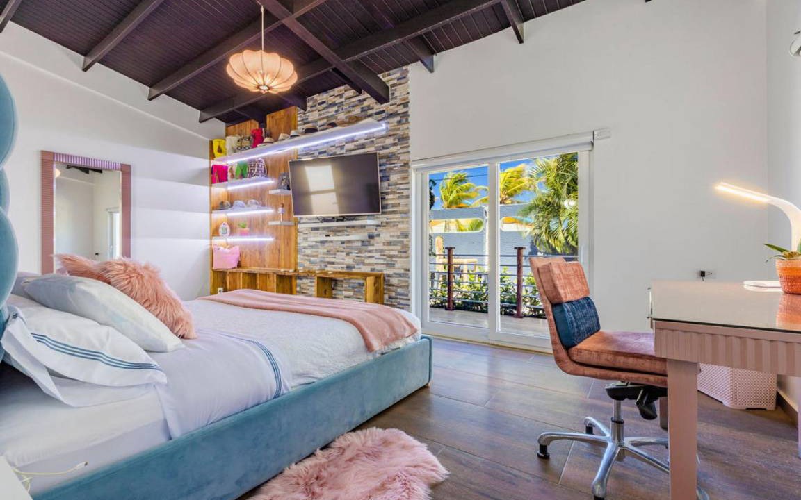 Photo of Livingroom in Moko