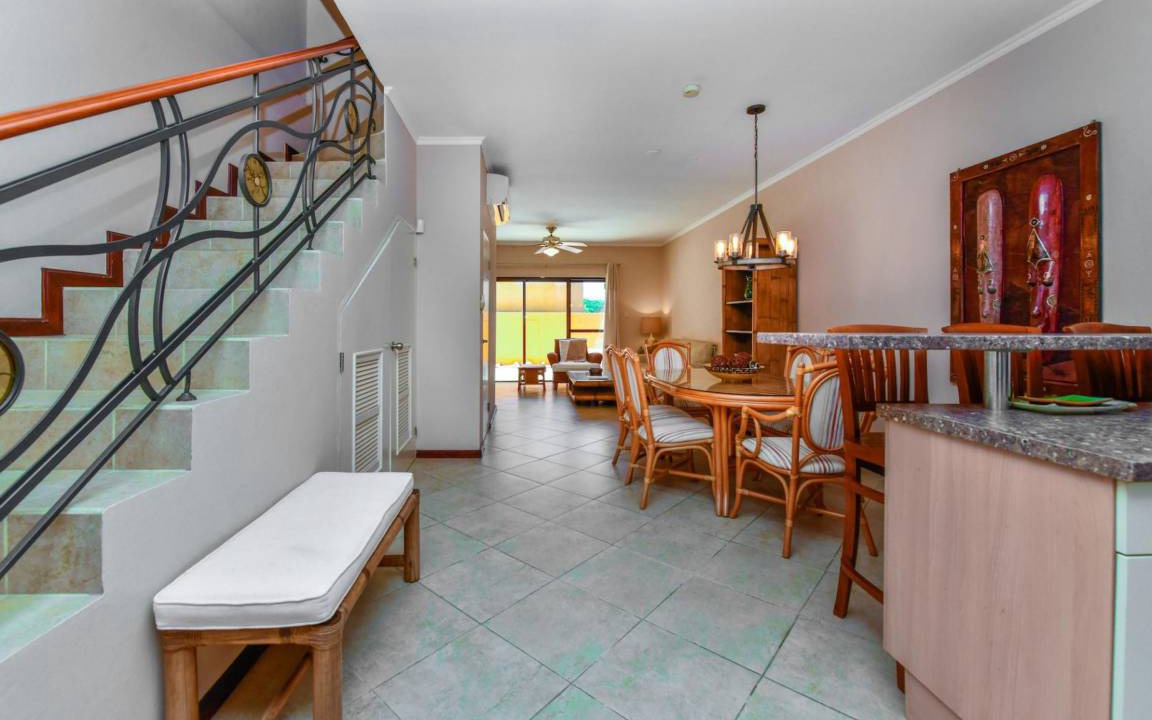 Photo of Livingroom in Gold Coast