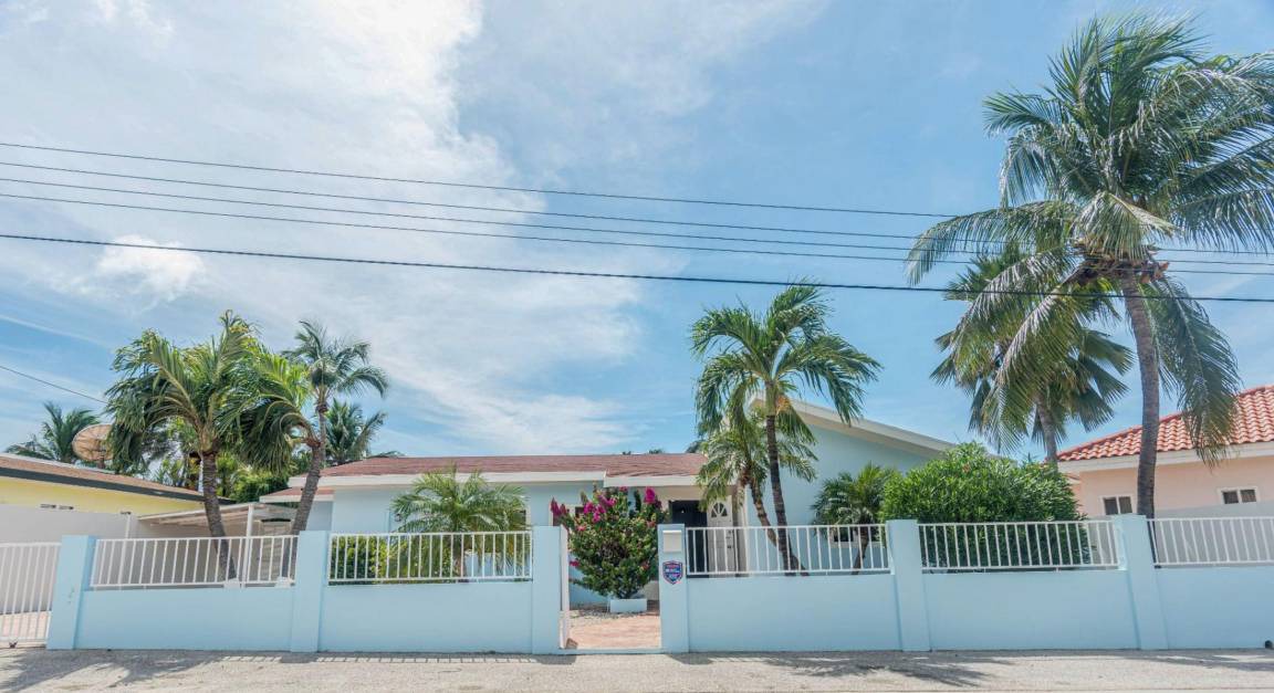 Photo of Others in Oranjestad