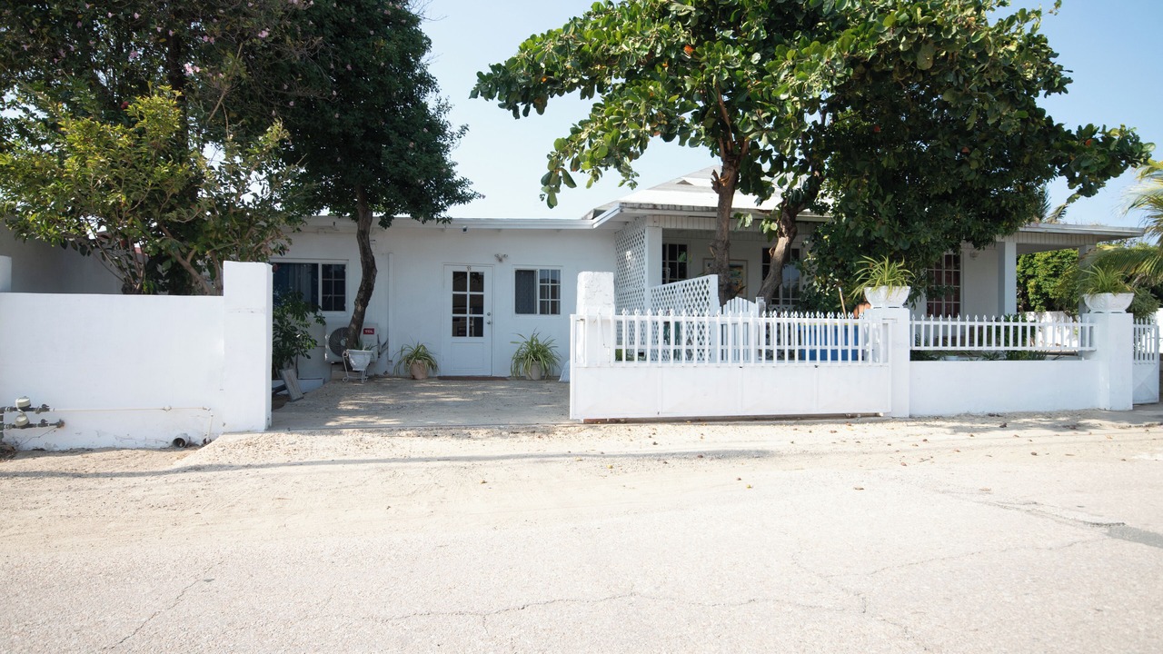 Photo of Outdoor in Lago Heights