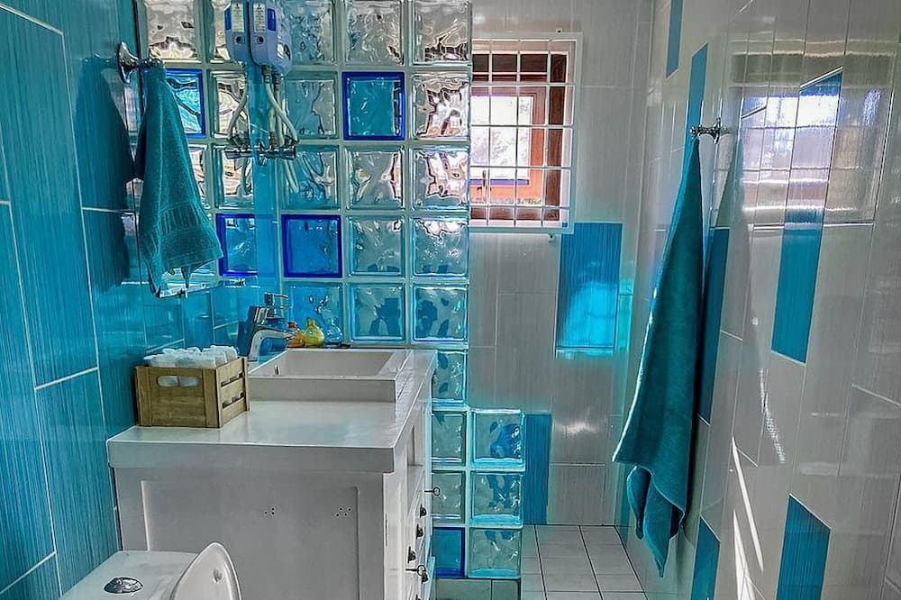 Photo of Bathroom in San Fuego
