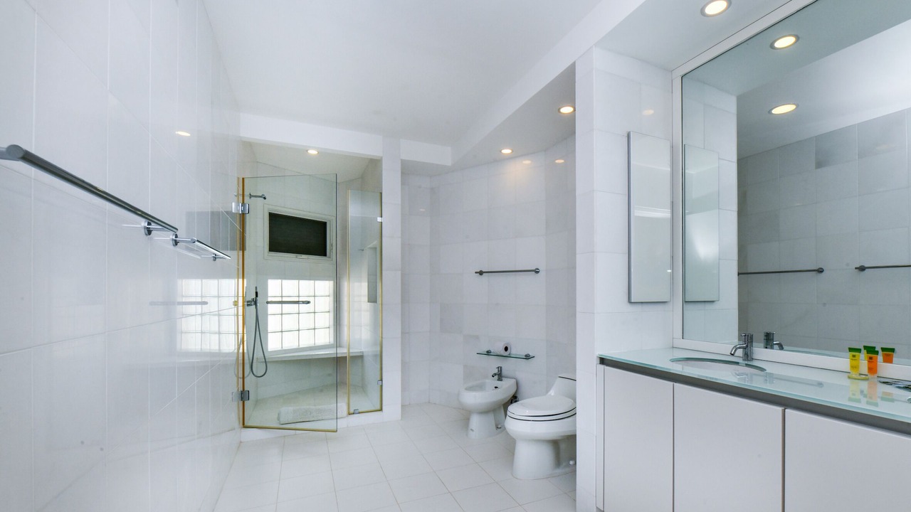 Photo of Bathroom in Malmok