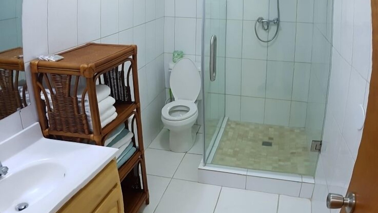 Photo of Bathroom in Hadicurari Beach