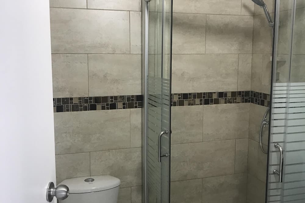Photo of Bathroom in Boegoeroei