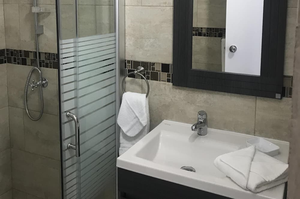 Photo of Bathroom in Boegoeroei