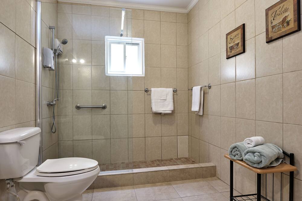 Photo of Bathroom in Noord