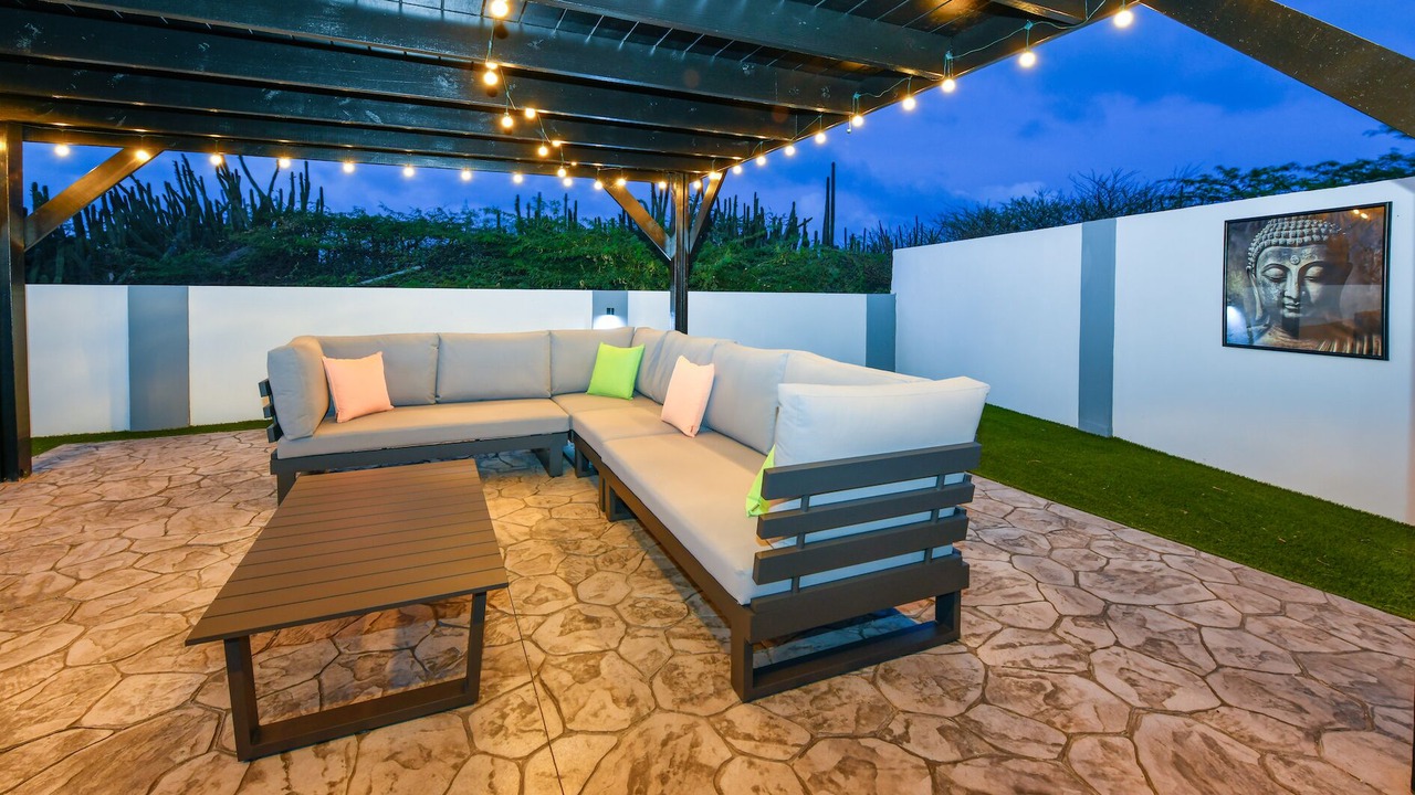 Photo of Outdoor in Opal