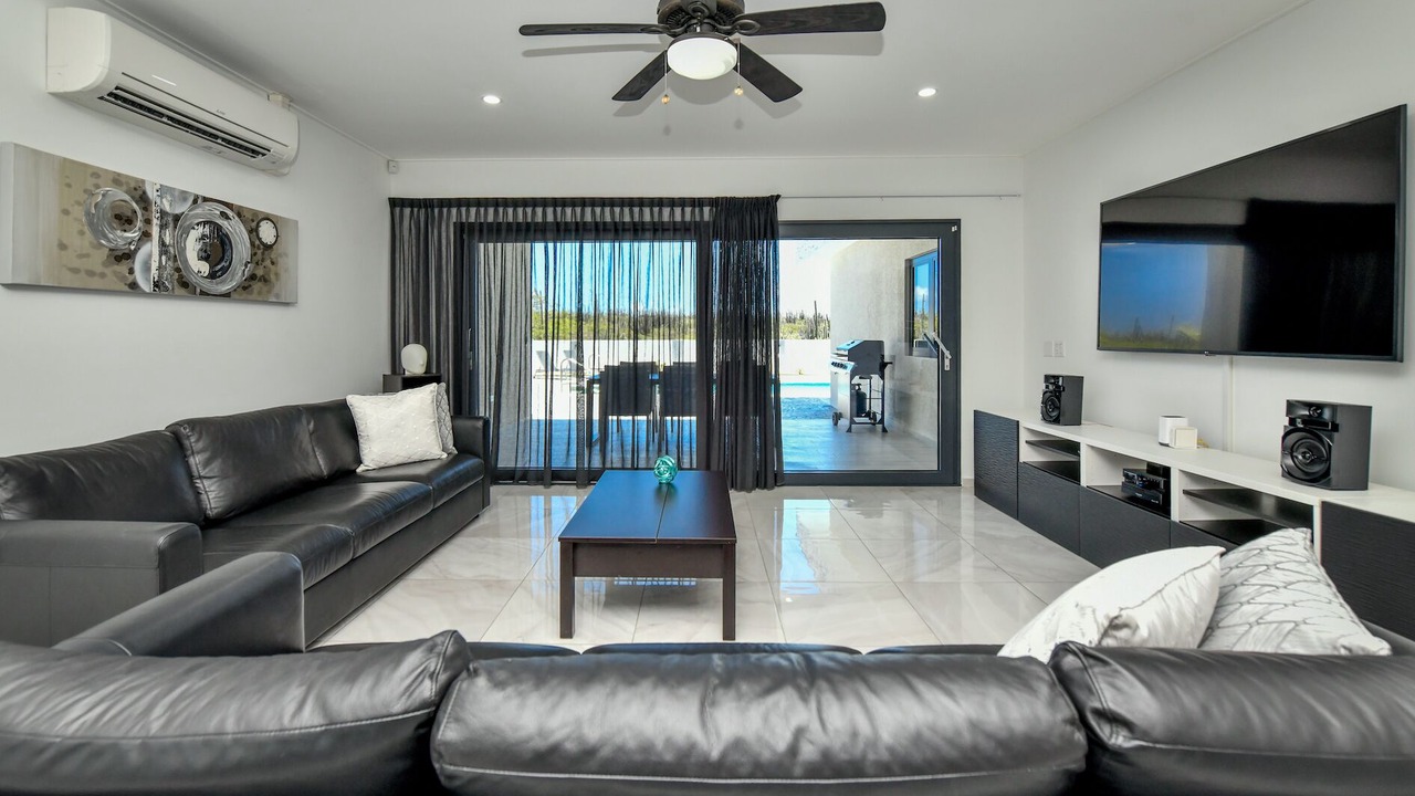 Photo of Livingroom in Opal