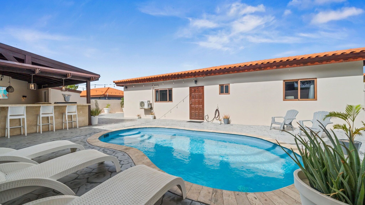 Photo of Outdoor in Oranjestad