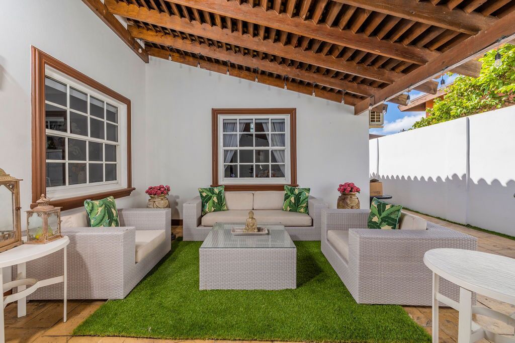 Photo of Patio Balcony in Shiribana