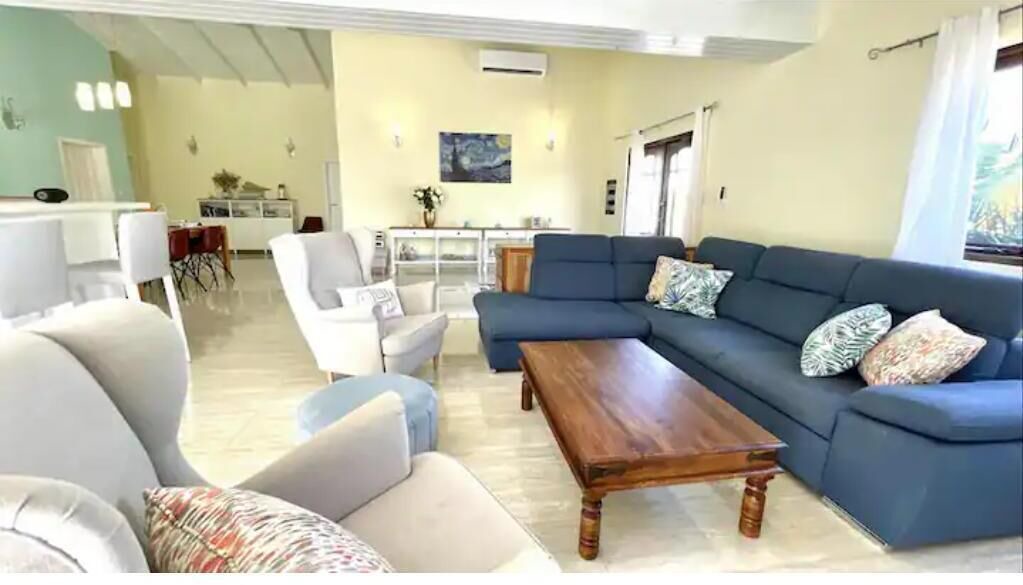 Photo of Livingroom in Palm Beach