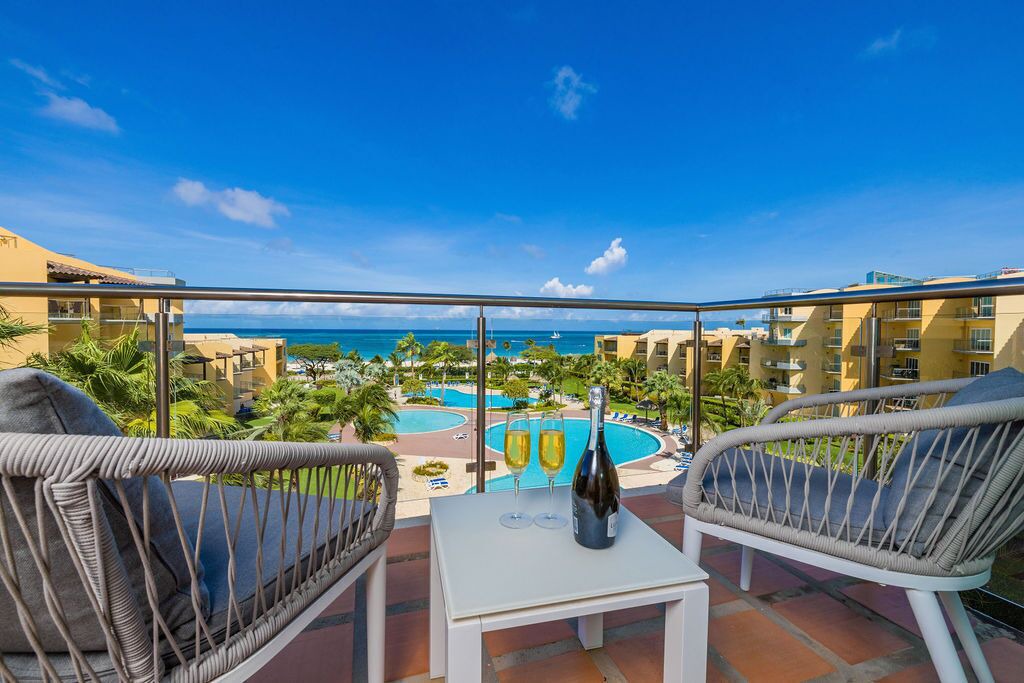 Photo of Others in Oranjestad-West