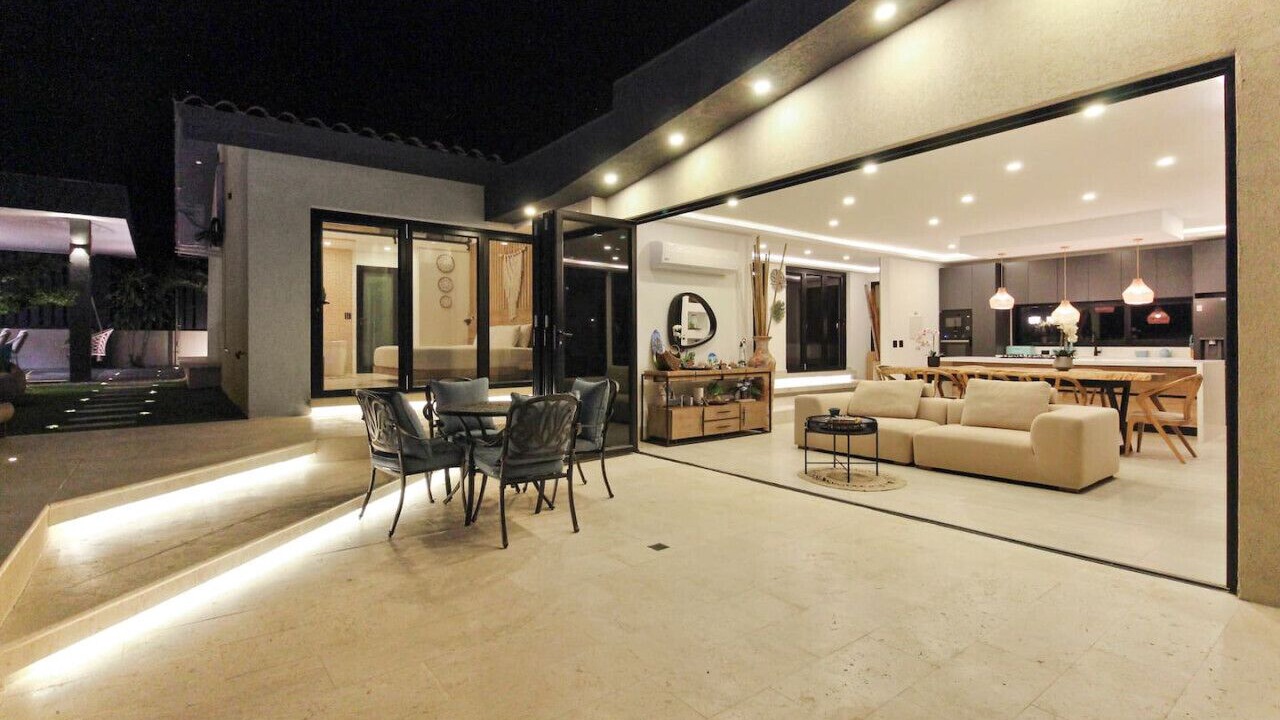 Photo of Outdoor in Moko