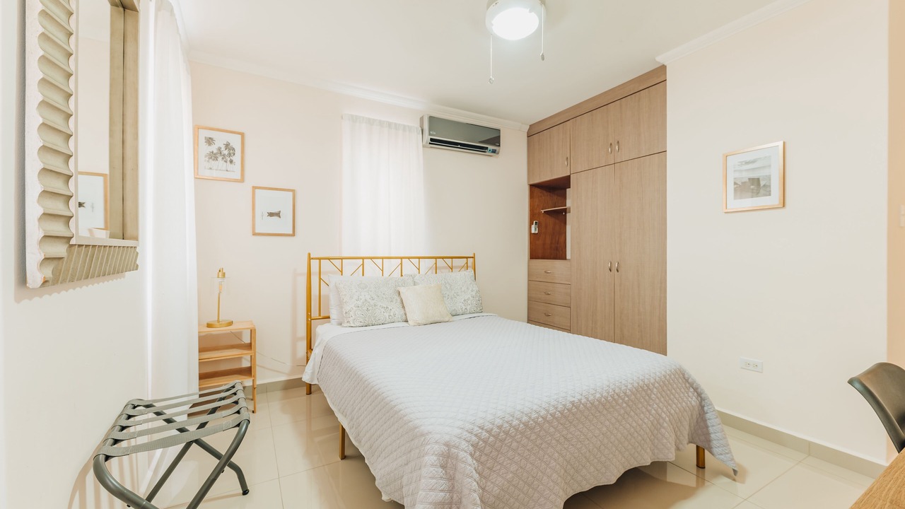 Photo of Bedroom in Tanki Leendert
