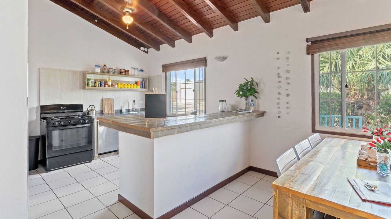 Photo of Kitchen in Oranjestad