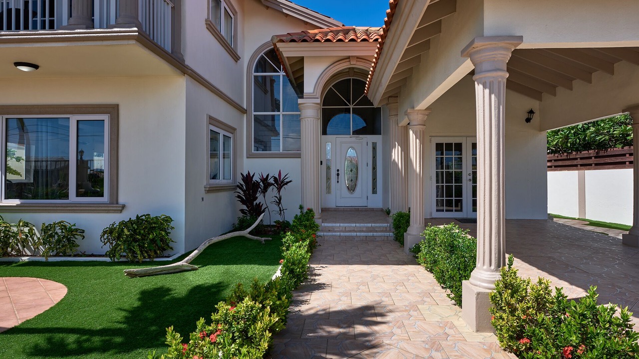 Photo of Outdoor in Esmeralda