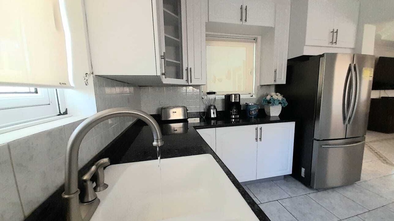 Photo of Kitchen in Esmeralda