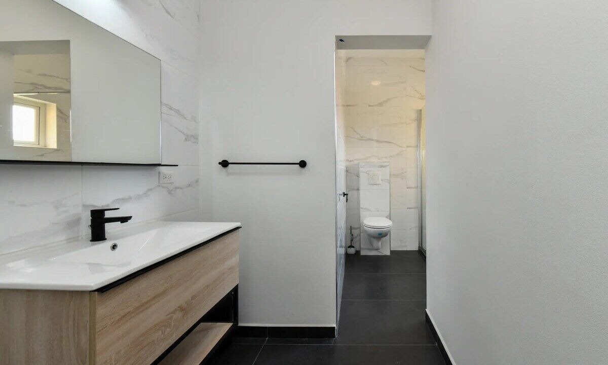 Photo of Bathroom in Santa Cruz