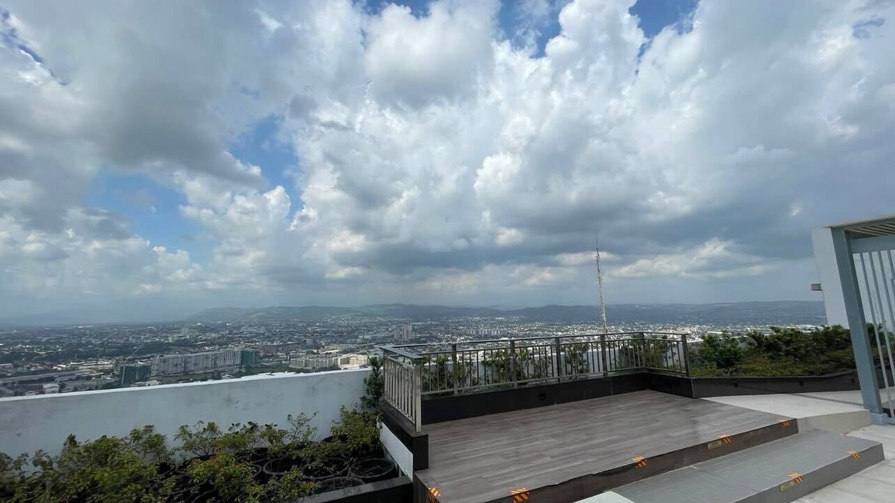 Photo of Patio Balcony in Bagumbayan