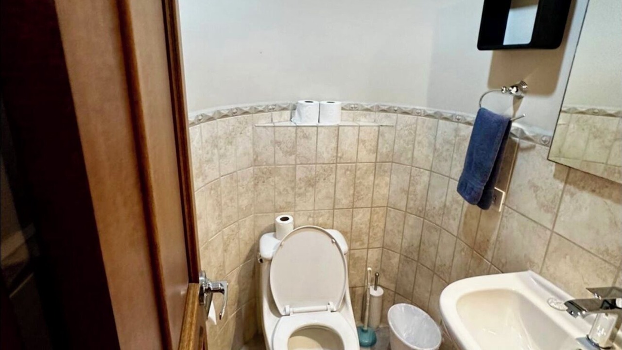 Photo of Bathroom in Esmeralda