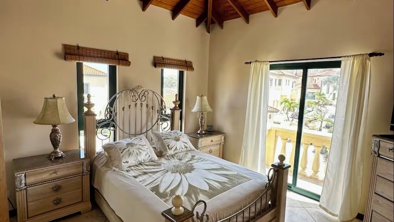 Photo of Bedroom in Esmeralda