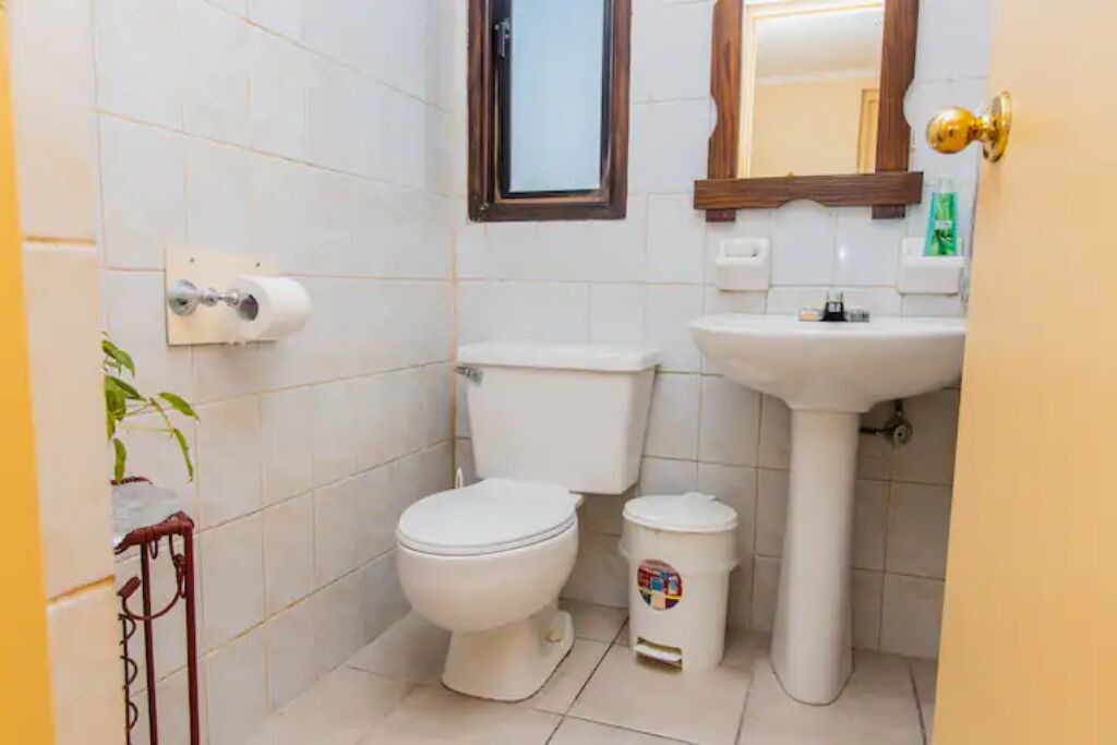 Photo of Bathroom in Ponton