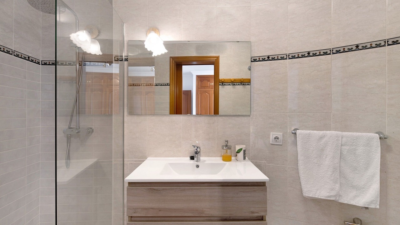 Photo of Bathroom in Arrecife