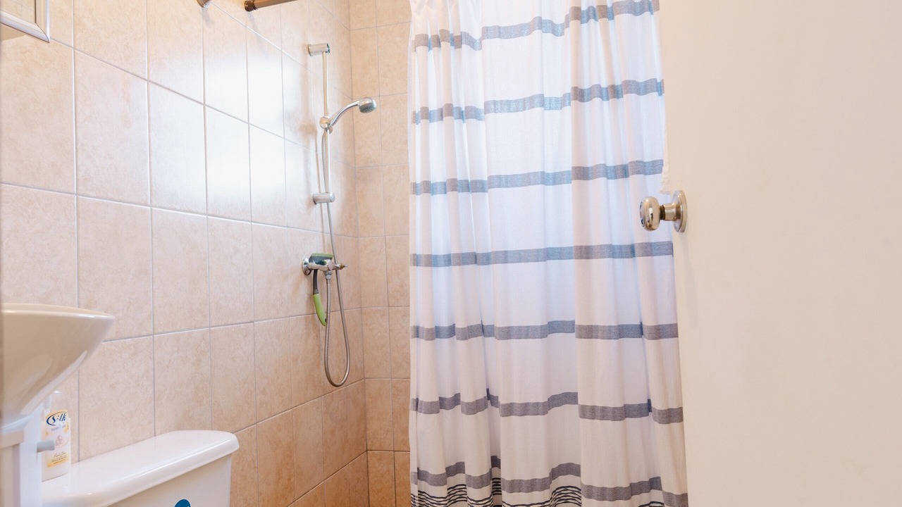 Photo of Bathroom in Ponton