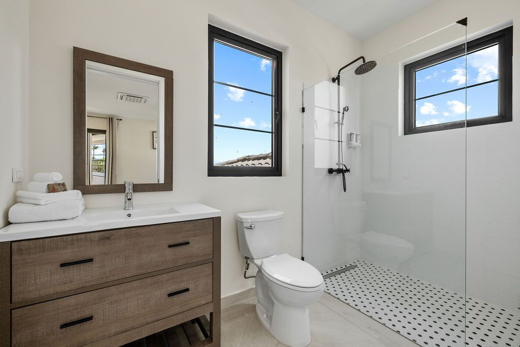Photo of Bathroom in Malmok