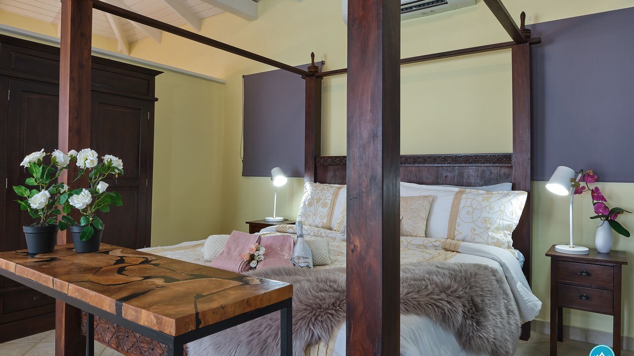 Photo of Bedroom in Esmeralda