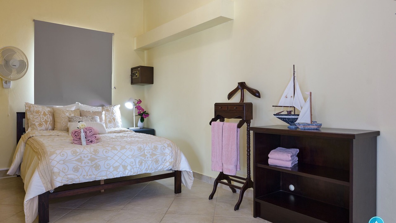 Photo of Bedroom in Esmeralda