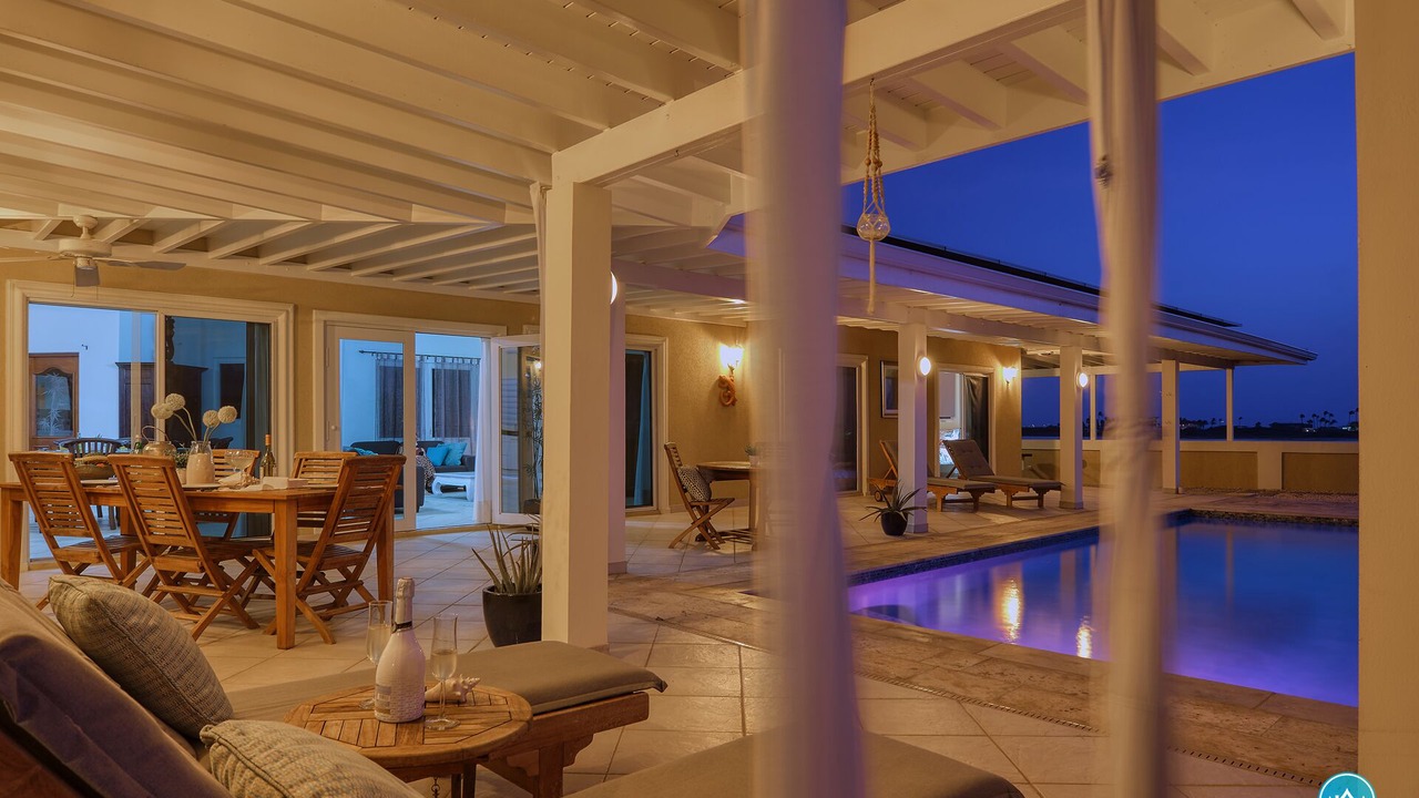 Photo of Outdoor in Esmeralda