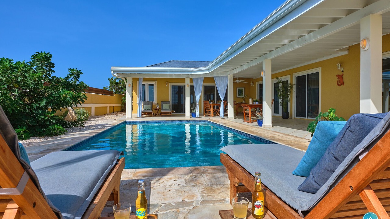 Photo of Outdoor in Esmeralda