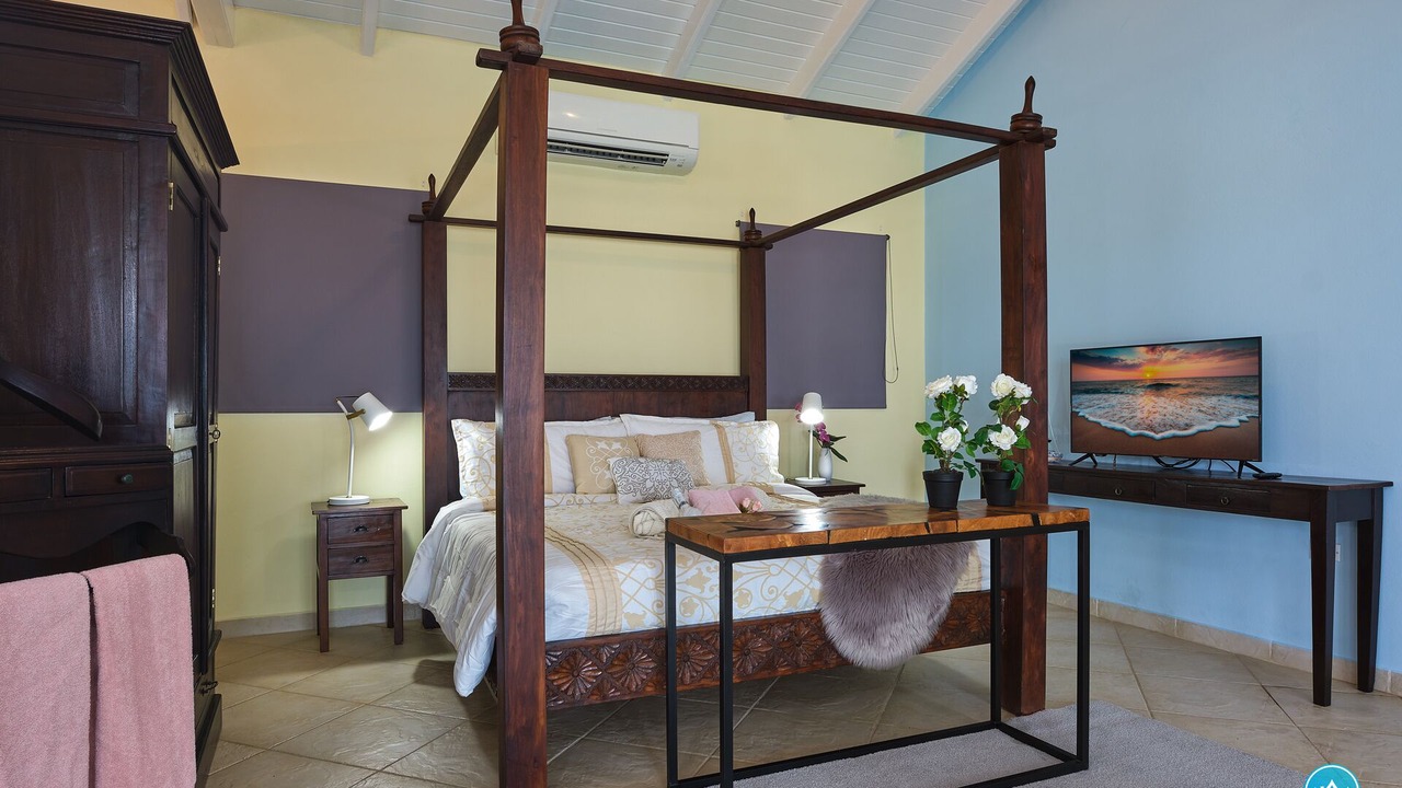 Photo of Bedroom in Esmeralda