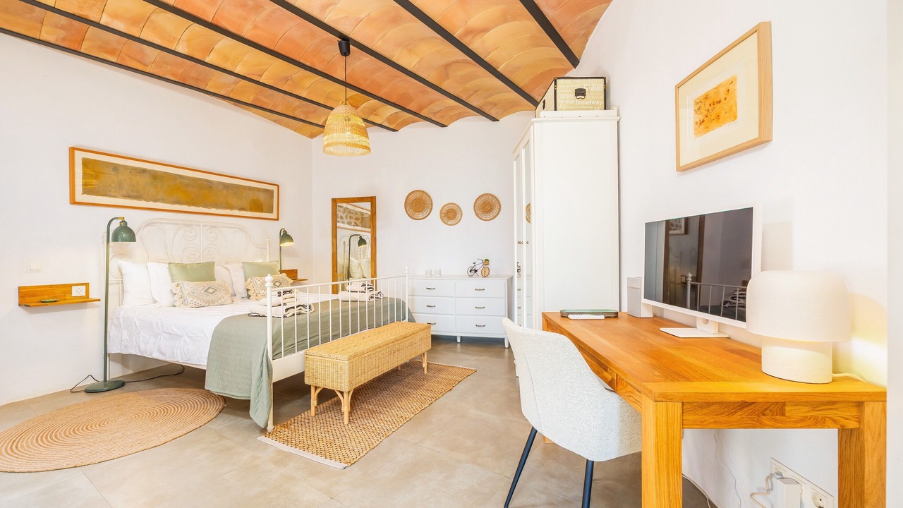 Photo of Bedroom in Biniaraix