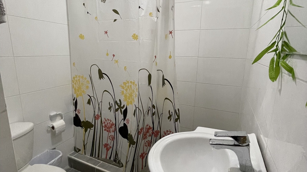 Photo of Bathroom in Oranjestad