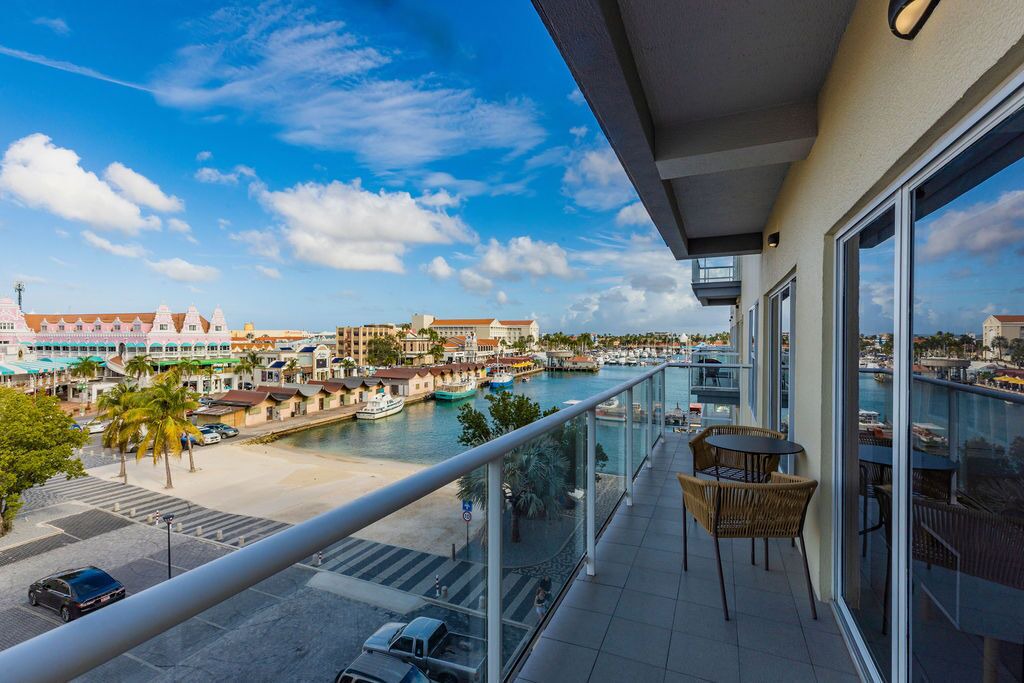 Photo of Others in Oranjestad