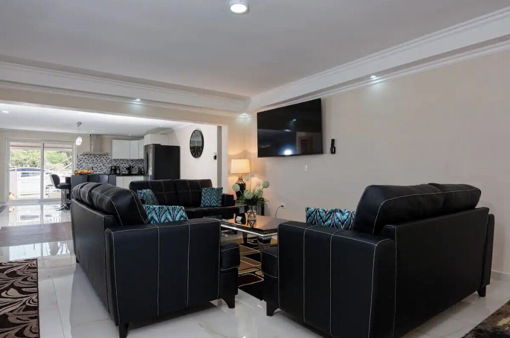 Photo of Livingroom in Opal