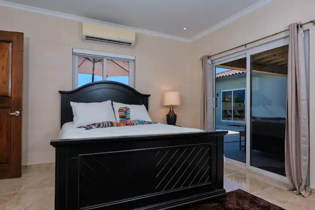 Photo of Bedroom in Opal