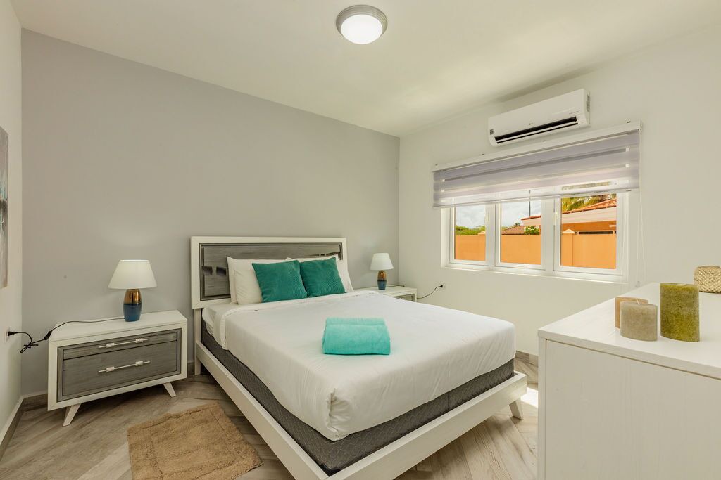 Photo of Bedroom in Opal