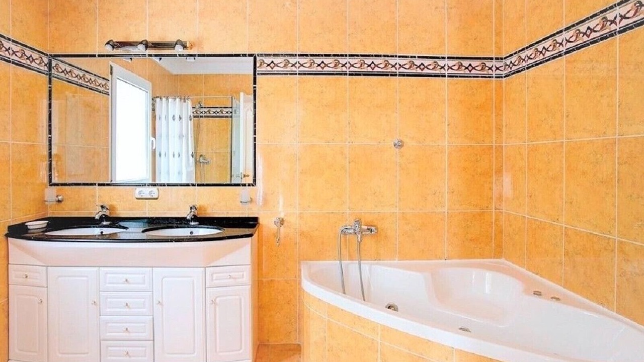 Photo of Bathroom in Pedreguer