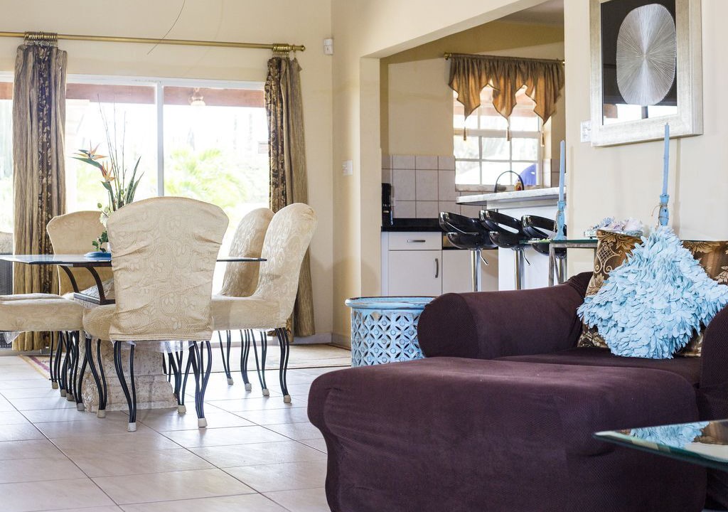 Photo of Livingroom in Opal