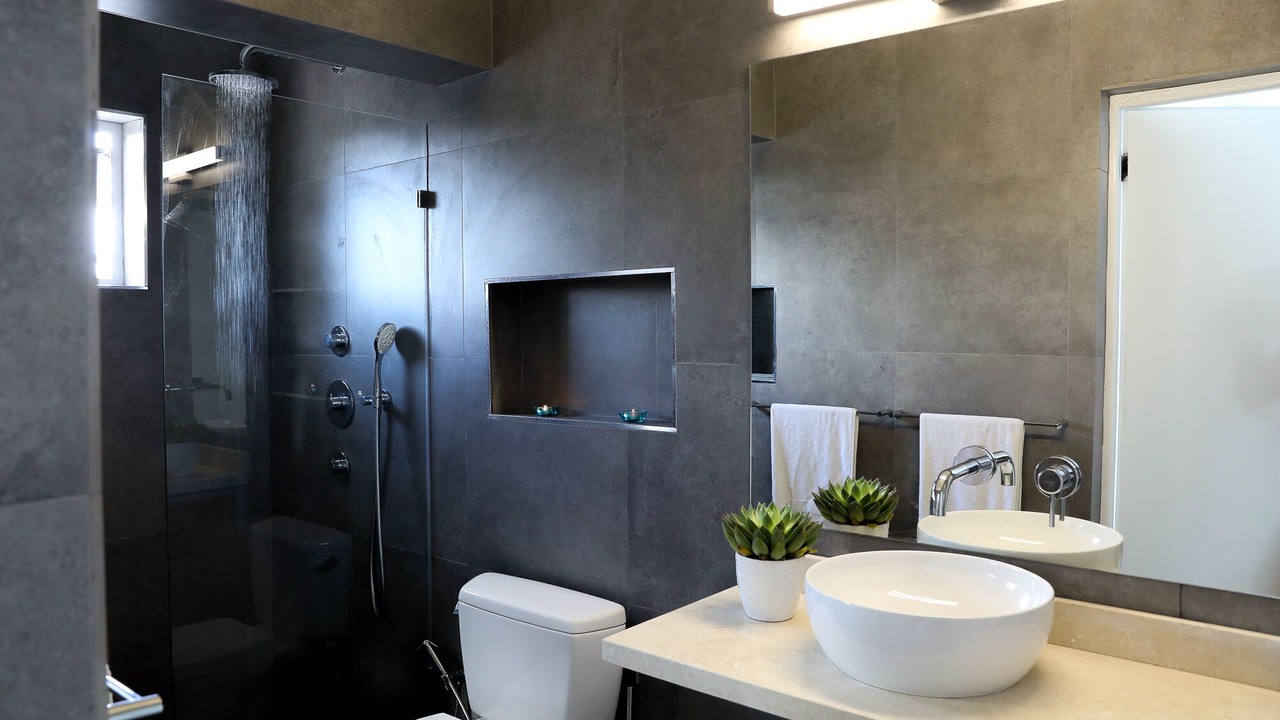 Photo of Bathroom in Esmeralda